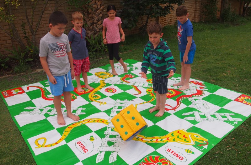 Garden Games hire In Essex | Outdoor Games Hire - Canvey Castles